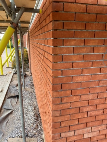 A1 non-combustible, BBA Certified or Warrington Fire Certification fibre cement building fire board. Brictec's high-quality flexible calcium silicate based cement building fire board is perfect for use as a A1 fire rated brick slip runner / tracker board (1.2m x 2.4m)